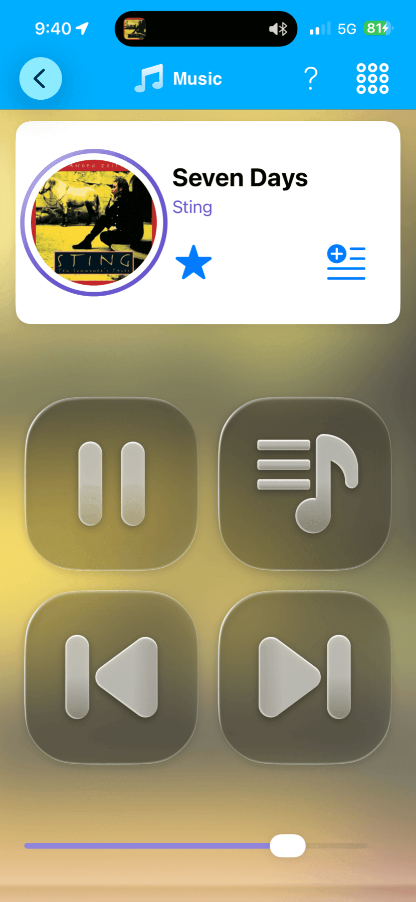 Music player with a custom iCarMode theme